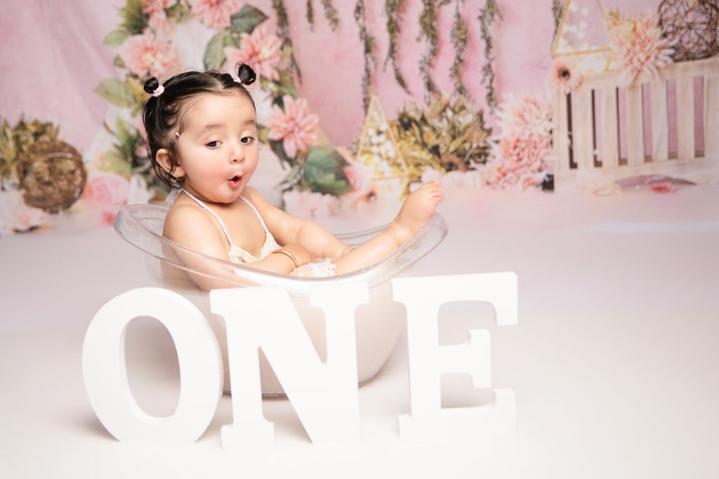 Located in Cranbourne North, our studio proudly offers cake smash photography for Dandenong, Dandenong North, Dandenong South, Noble Park, Springvale, Keysborough, Clayton, Hallam, Cranbourne and surrounding Melbourne South-East suburbs.