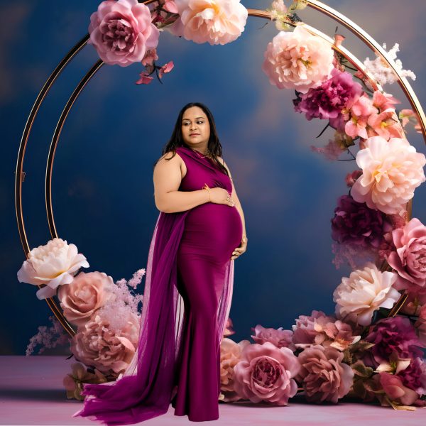 Intimate maternity portrait soft tones Cranbourne VIC photography