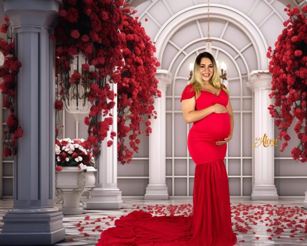 Affordable maternity photographer Melbourne capturing elegant pregnancy portraits in studio